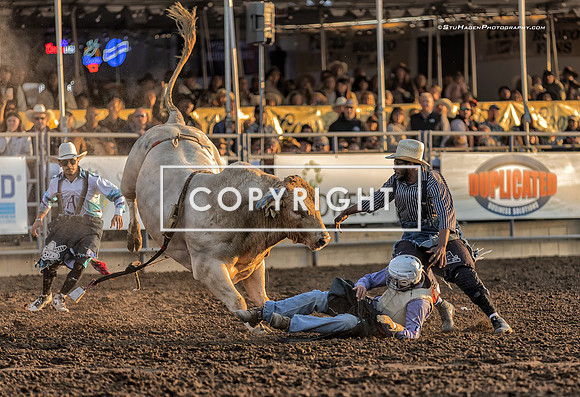 1 - Ray Ray Taylor & Abraham Ansolabehere - 2025 Santa Maria Extreme Bulls