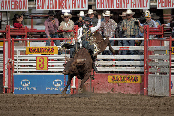 Sage_Kinsey, PRCA Bull Rider